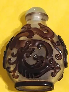 VINTAGE CHINESE RED/PURPLE OVERLAY GLASS SNUFF BOTTLE DRAGON QUALITY ANTIQUE - Picture 1 of 7