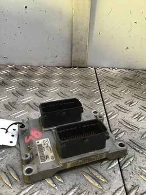 Centralina motore 1039S08730 Opel Corsa C (X01) 1.4 TWINPORT 66kW 90cv - Immagine 1 di 2