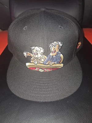 JustFitts 独家布偶华尔道夫和 Statler 59Fifty 合身帽子 8 码 — 第 1/4 张图片