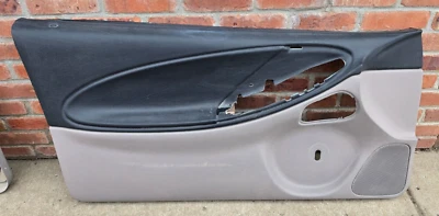 Ford Mustang GT LX 1994-1998 lado izquierdo del conductor panel de puerta manual negro y gris Foto 1 de 4