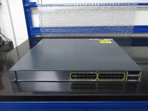 Cisco Catalyst 3750E WS-C3750E-24TD-S 24-portowy przełącznik gig + 2 port X2 10 G - Zdjęcie 1 z 5