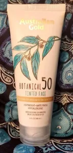 Australian Gold Botanical Sunscreen SPF 50 Tinted Face Mineral Lotion 3 FL Oz - Picture 1 of 2