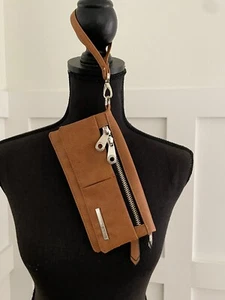 Kenneth Cole Wristlet Clutch Wallet Purse Handbag Bag Color Tan With Python. - Picture 1 of 23