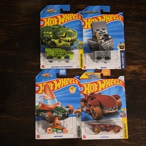 Hot Wheels Lot 4 Cars New in Box / Let's Race / Minecraft - Picture 1 of 9