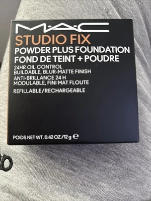 Mac Studio Fix Powder Foundation NC44.5 - Bild 1 von 4
