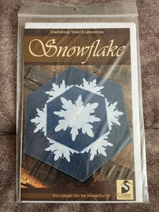 Crane Design Snowflake 16" Wool Applique Winter Table Mat Pattern NEW - Picture 1 of 2