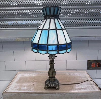 "Lámpara de mesa estilo Tiffany pantalla de escoria azul 17"" lámpara Art Deco con plomo probada y funciona" Foto 1 de 4