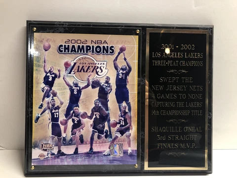 2002 Los Angeles Lakers Championship Plaque Featuring Kobe Bryant & Shaq Cover