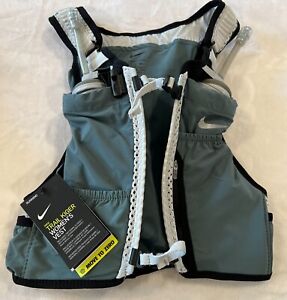 Nike Trail Kiger 4.0 Running Vest Green  Adult Size: XS/S