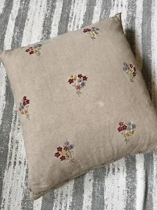 Pottery Barn Beaded Embroidered Linen Throw Pillow, French Country, 16"x16" - Picture 1 of 9