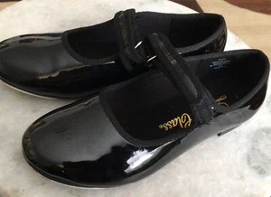 Tanzkurs Riemchen Slipper schwarz Lack Steppschuhe für Mädchen Größe 1 leicht gebraucht - Bild 1 von 6