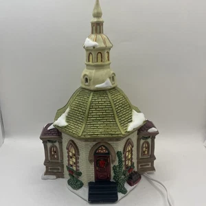 Christmas Porcelain Hope Chapel 9" Lighted Santa's Workbench 1999 Towne Series - Picture 1 of 24