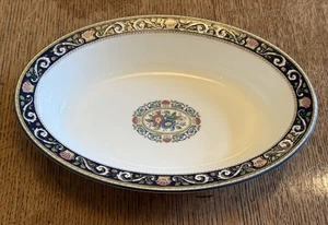 Vegetable serving dish in Wedgwood Runnymede Blue Bone China - Picture 1 of 2