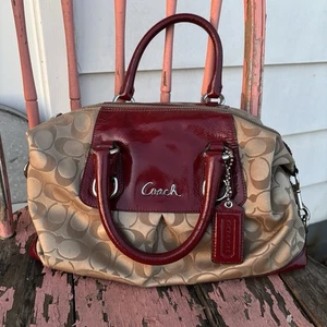 Borsa a mano Coach Y2K Signature Ashley in raso F15443 - Foto 1 di 14