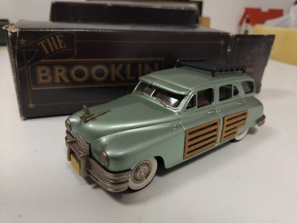 Brooklin Models 1/43 Packard Station Sedan 1948 - Immagine 1 di 4