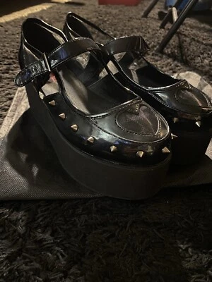 Empuñadura Demonia 01 plataforma Mary Jane para mujer Foto 1 de 4