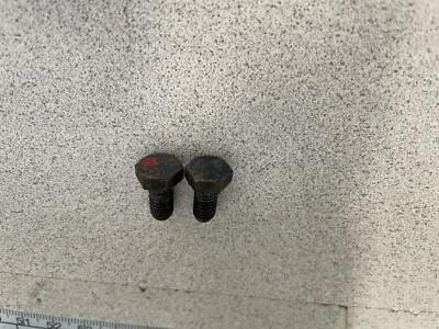 1998-2003 MERCEDES-BENZ ML320 ~ 2 PARAFUSOS FRONTAIS DE MEMBRO TRANSVERSAL ~ N910105008004 - Imagem 1 de 3