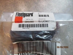 Fleetguard 25191900 Coolant Immersion Heater Replacement Cord, 6′, 120V - Picture 1 of 3