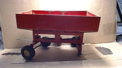 Remolque ERTL 1970-80 acero prensado rojo puerta lateral grano piezas de depósito de chatarra 1:16 Foto 1 de 4