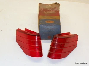 NOS MoPar 1949 Plymouth P18 Rear Tail Lamp LENS PAIR 1300567 RH 1300568 LH New - Bild 1 von 1
