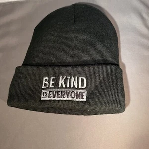 Gorro tejido plegable de 3 pulgadas Port & Company CP90 “BE KIND TO EVERYONE” Port & Company CP90 para hombre - Imagen 1 de 11