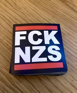 FCK NZS FCKNZS Naklejka Antynazi Demo kontra Prawy 5,5x5,5 25 50 100 - Zdjęcie 1 z 2
