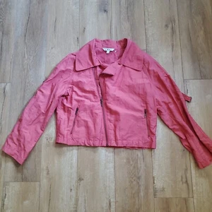 Cabi Style 913 Sz M Coral Moto Asymmetrical Zip Cropped Jacket Roll Tab Sleeve - Picture 1 of 6