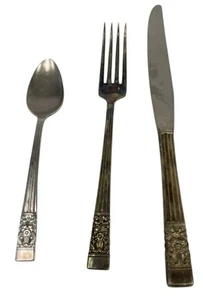 Vintage Community Oneida Stainless Flatware Set Of 3 (Fork, Knife And Spoon) - Picture 1 of 6