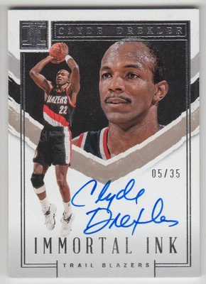 2022-23 Panini Impeccable Clyde Drexler Immortal Ink Holo Silver Auto /35 - Image 1 of 2