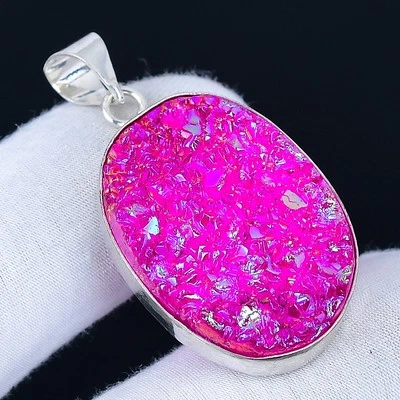 Colgante hecho a mano enchapado en plata 925 druzy de titanio rosa de 1,68" Foto 1 de 3