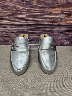 Tahari Flora Gris Metálico Mula Toboganes Talla 6 Foto 1 de 4