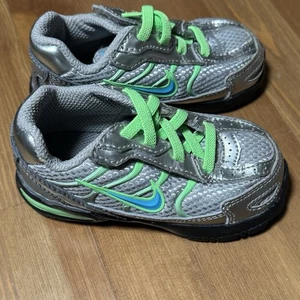 Nike Silver and Green Sneakers Toddler Size 6C #355142-043 Hook Loop Close - Picture 1 of 7
