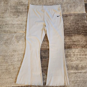 NWT Nike Women’s Tight Fit High Rise Ribbed Flare Pants XL White - Picture 1 of 9