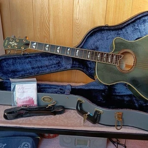 Yamaha Apx 20 Acoustic Electric Guitar - Picture 1 of 10