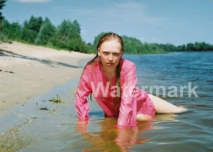 Wet Pareo Sexy Blonde Beach Big Breasts Original Paper 13*18 cm - Picture 1 of 1