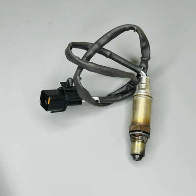 For Mitsubishi Lancer 2008-2017 18020 BOSCH OE Lambda Oxygen Sensor - Image 1 of 4
