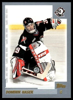 2000-01 Topps #21 Dominik Hasek Buffalo Sabres HOF - Image 1 of 2