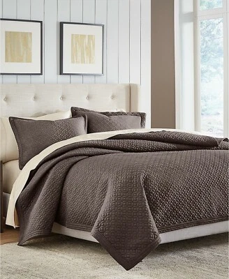 Croscill Fulton Full/Queen Quilt - Image 1 of 4