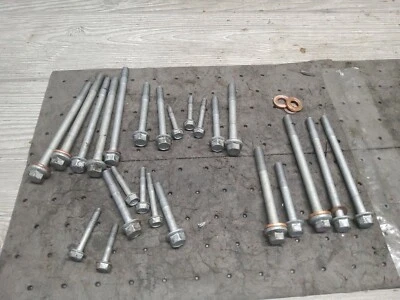 15-21 2018 Kawasaki vulcan 650S oem engine crankcase bolts hardware  - Imagem 1 de 4