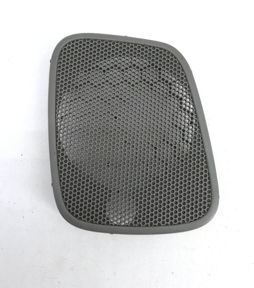 Volvo V70 S70 C70 XC MK1 96 On Dash Tweeter Speaker Cover Grill Left 9150762 - Image 1 of 2