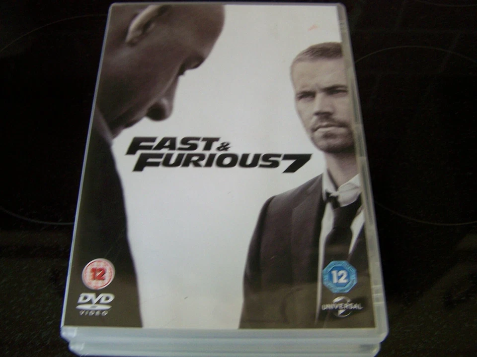 DVD / Fast &  Furious 7 -   DVD    2 Disc Set /PAUL WALKER /VIN DIESEL - Image 1 of 1