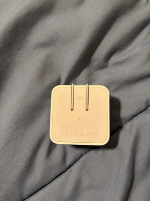 Basically NEW USB-C 35 Watt Dual Apple Charger Brick - Image 1 of 3