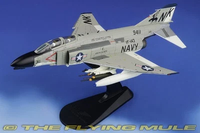 Hobby Master 1:72 F-4B Phantom II USN VF-143 Pukin Dogs NK311 Foto 1 de 4