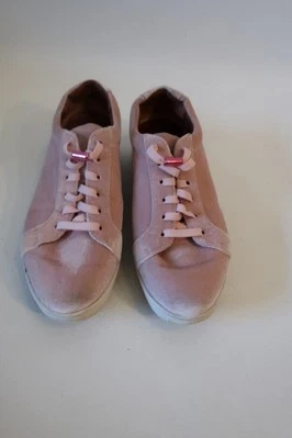 Womens Kenneth Cole Gentle Souls Pink Velvet Laced Sneakers 8.5 Foto 1 de 4