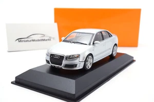 Audi RS4 - Silber Metallic - 2004 - 1:43 - Minichamps (940014601) - Picture 1 of 2