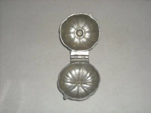 Antique Vintage Halloween Pumpkin #600 Pewter Candy Chocolate Ice Cream Mold 3” - Picture 1 of 8