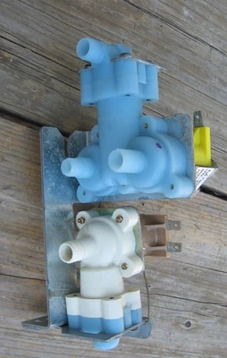 Válvula de agua Frigidaire Kenmore 240321801 242252702 Foto 1 de 3