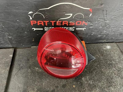 02-05 FORD THUNDERBIRD DRIVER LEFT QUARTER PANEL MOUNTED BRAKE TAIL LIGHT LAMP - Image 1 of 4