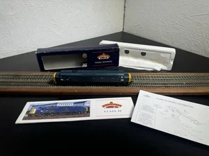 Bachmann 32-479 Class 40 Locomotive 40 169 BR Blue Livery Without Tanks - Picture 1 of 15