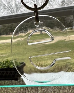 Vintage Schlüsselanhänger klar Buchstabe E  - Bild 1 von 4